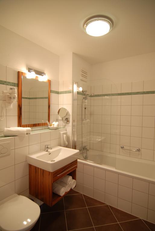 Winzerhotel Gumpoldskirchen Room photo